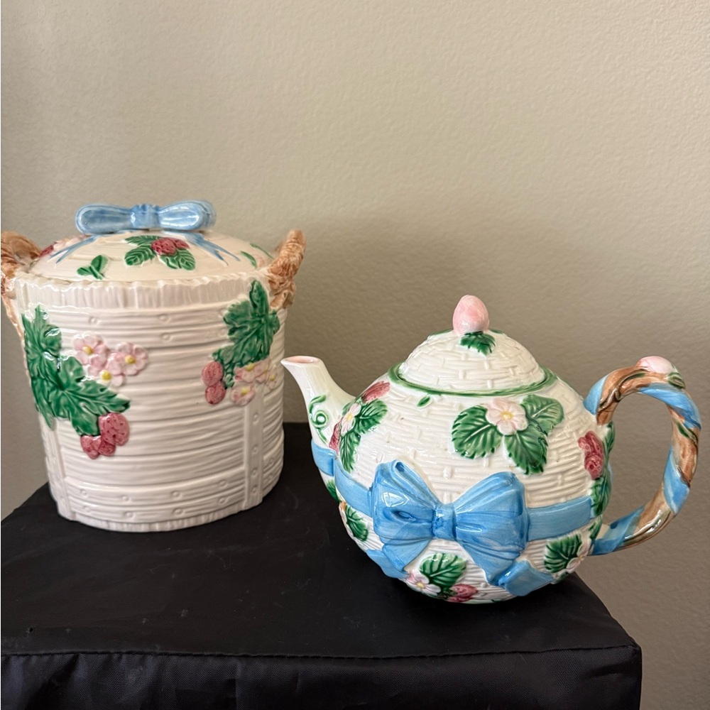 Rare 1985 Haidon Group Blue Ribbon Strawberry Tea Pot and 7in Ceramic Canister.